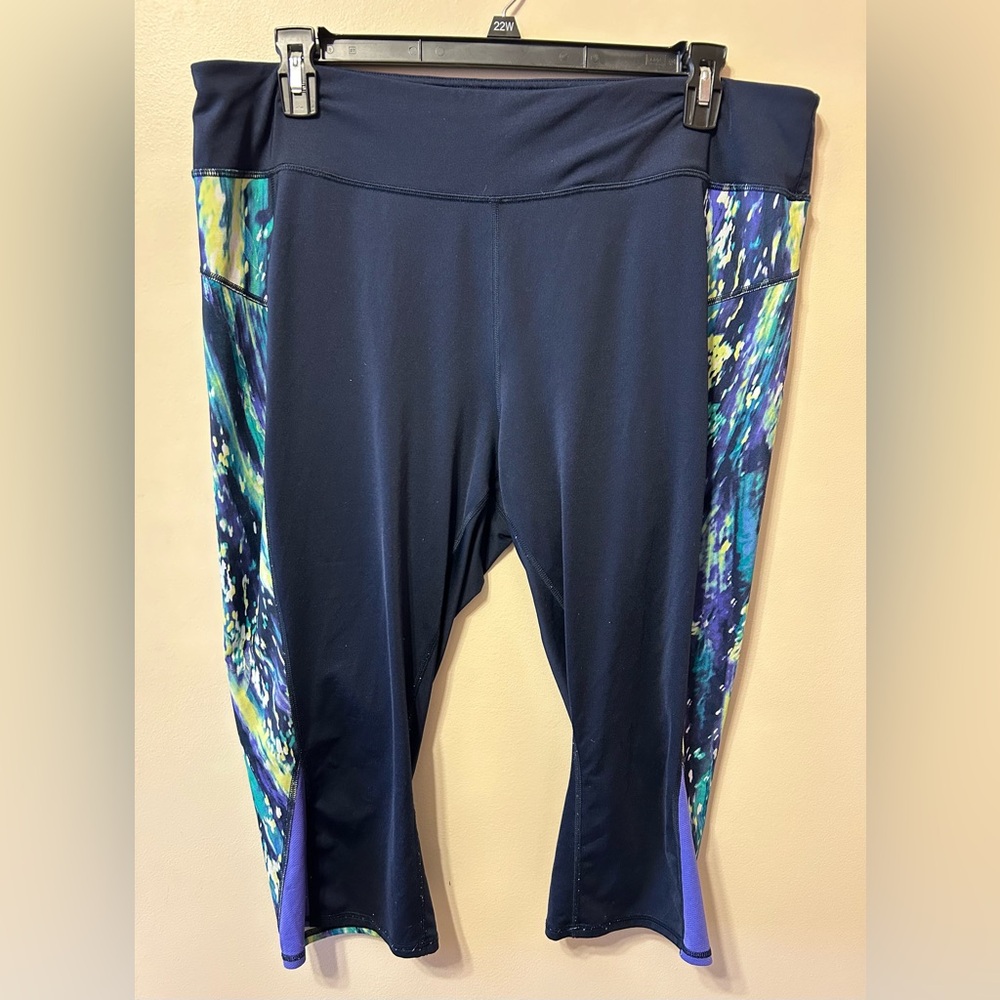 Tek Gear capri active leggings